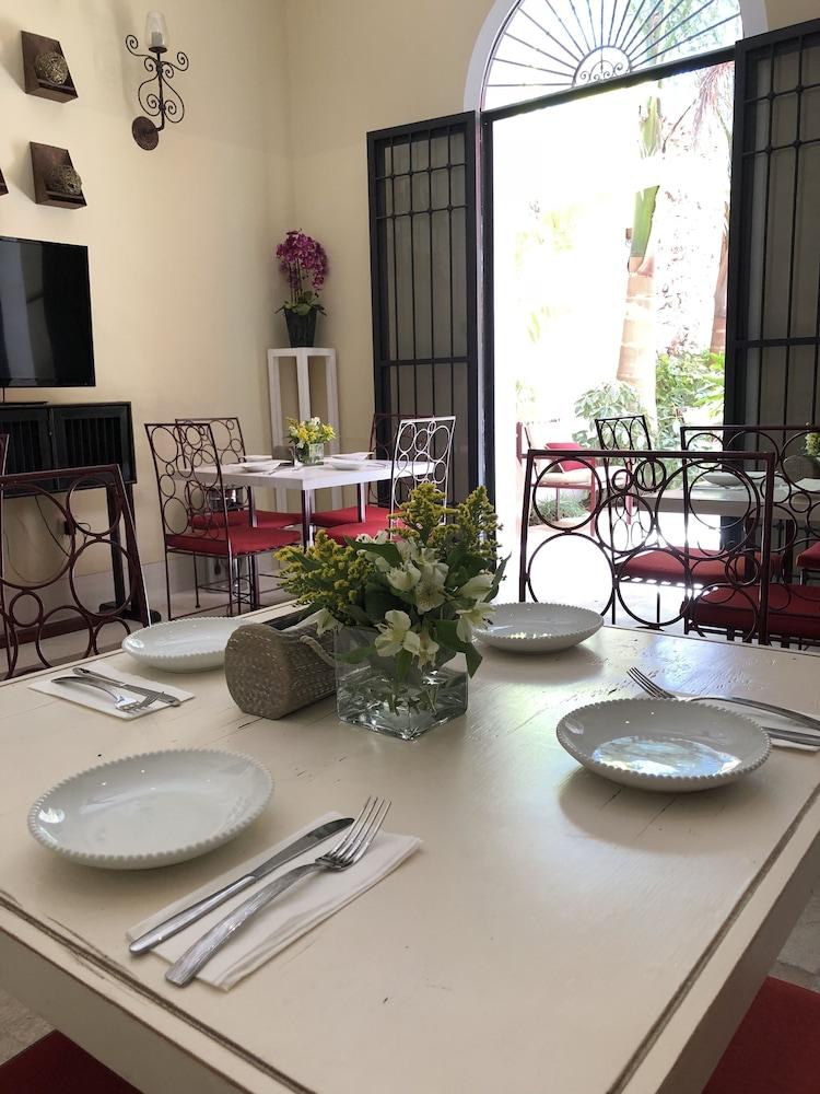 Casa Italia Luxury Guest House - Adults Only Mérida Exterior photo